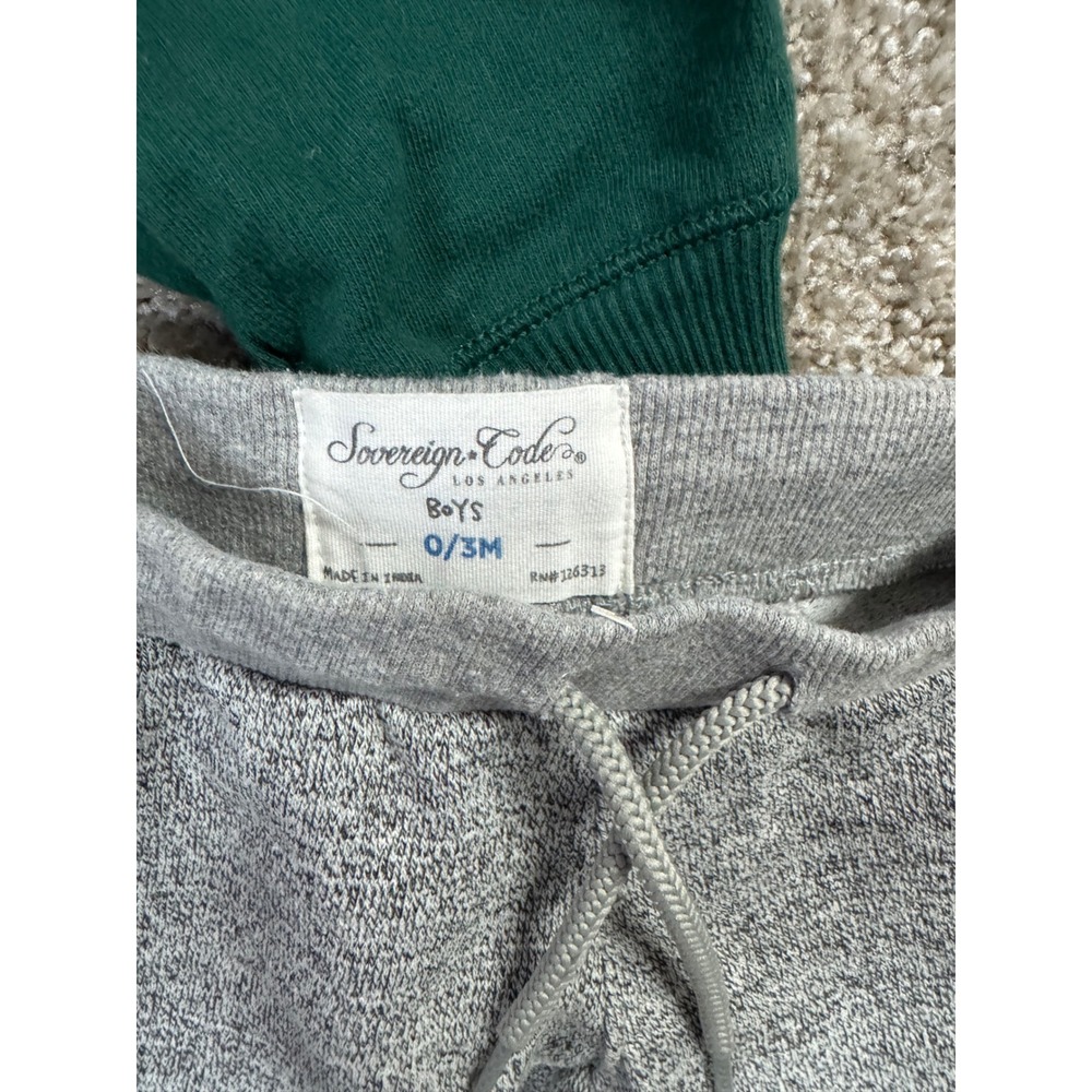 0-3 Month Lot of 4 pants - Picture 4 of 9